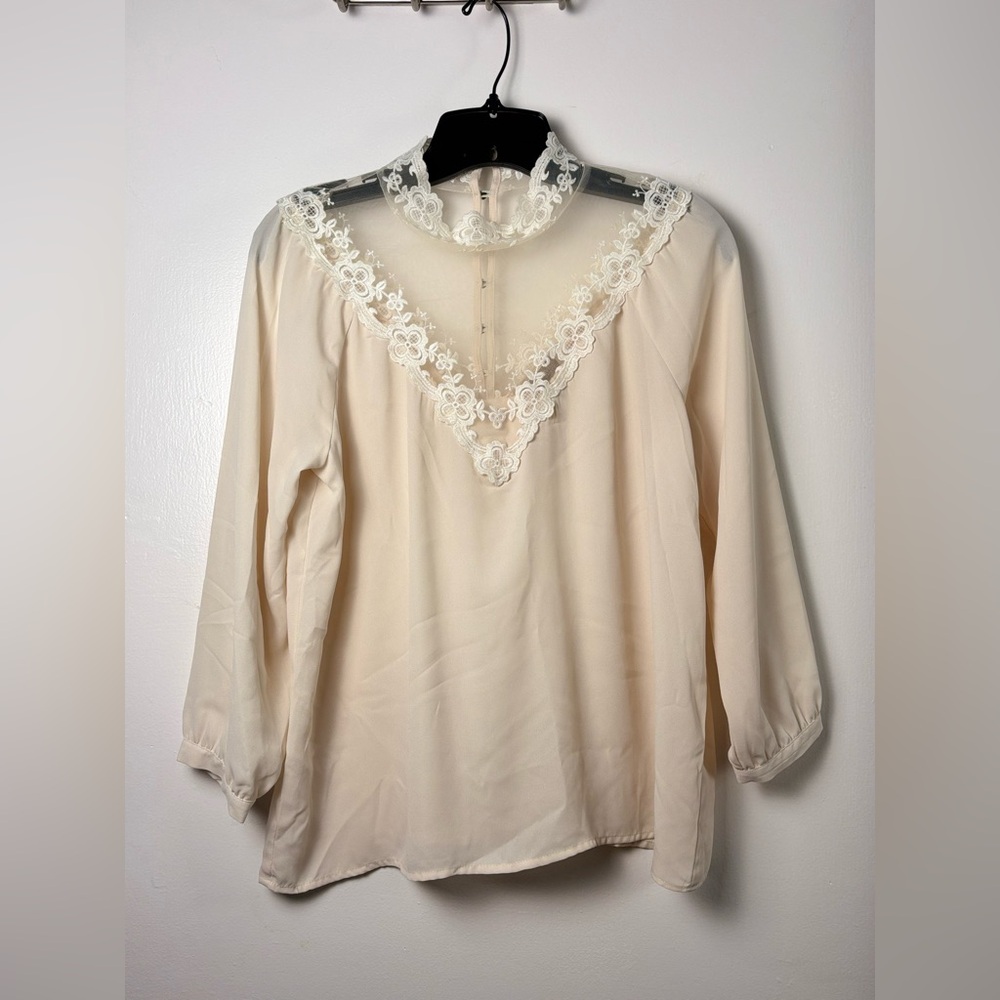 Forever 21 Cream Lace Accent Blouse